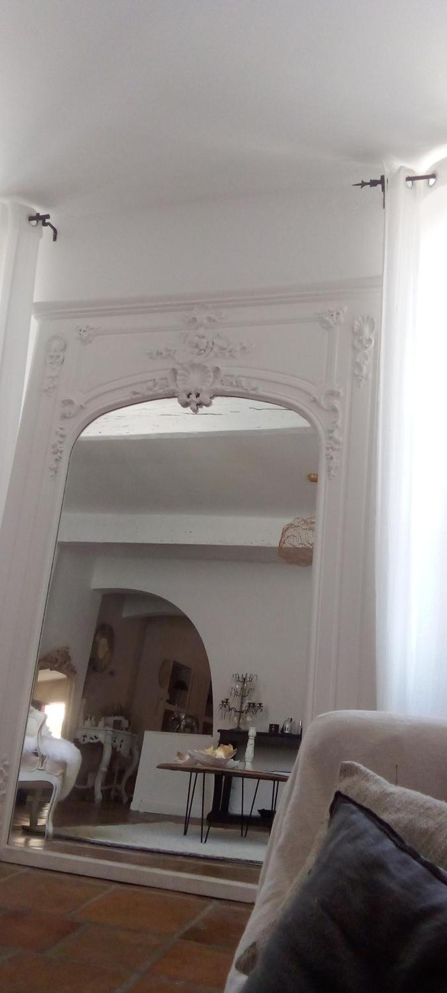 La Maison Perchee Эг-Морт Номер фото