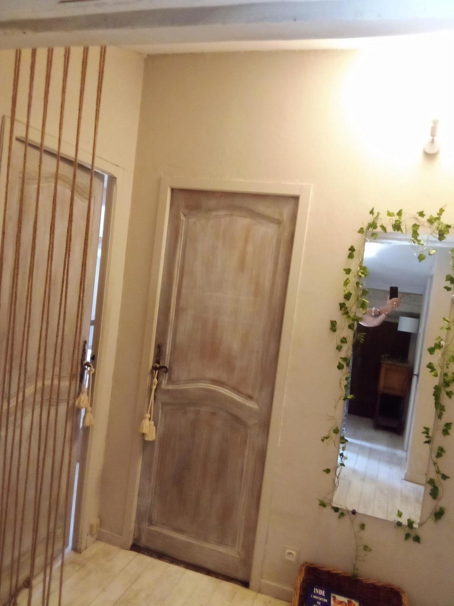 La Maison Perchee Эг-Морт Номер фото